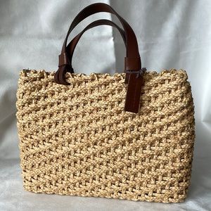 Express Straw bag with leather handles